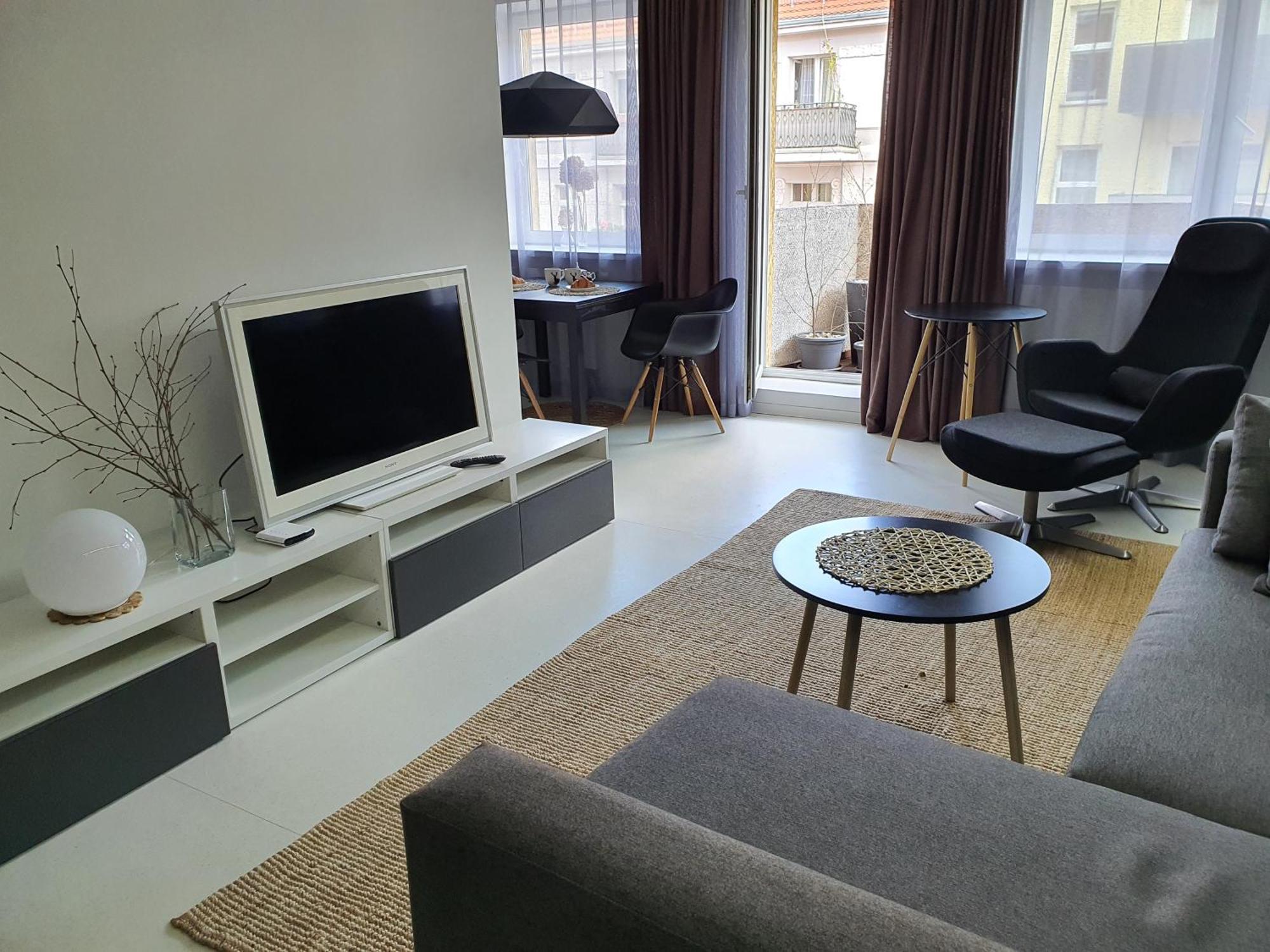 Whitebeeapartament Apartment Wroclaw Exterior photo